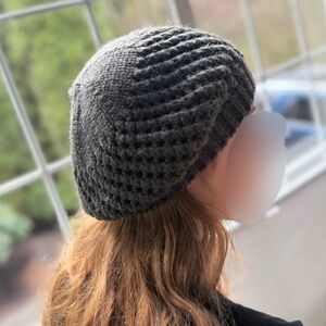 Gray Chunky Knit Slouchy Beret Hat